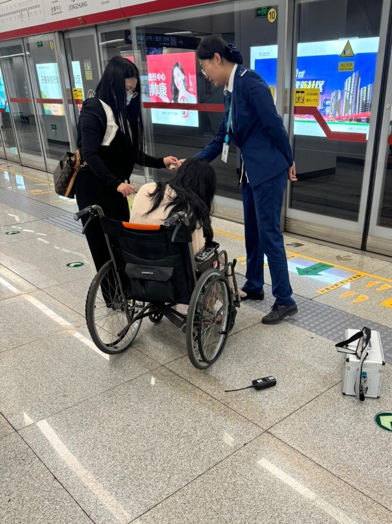 救助晕倒乘客照片 - 副本.jpeg