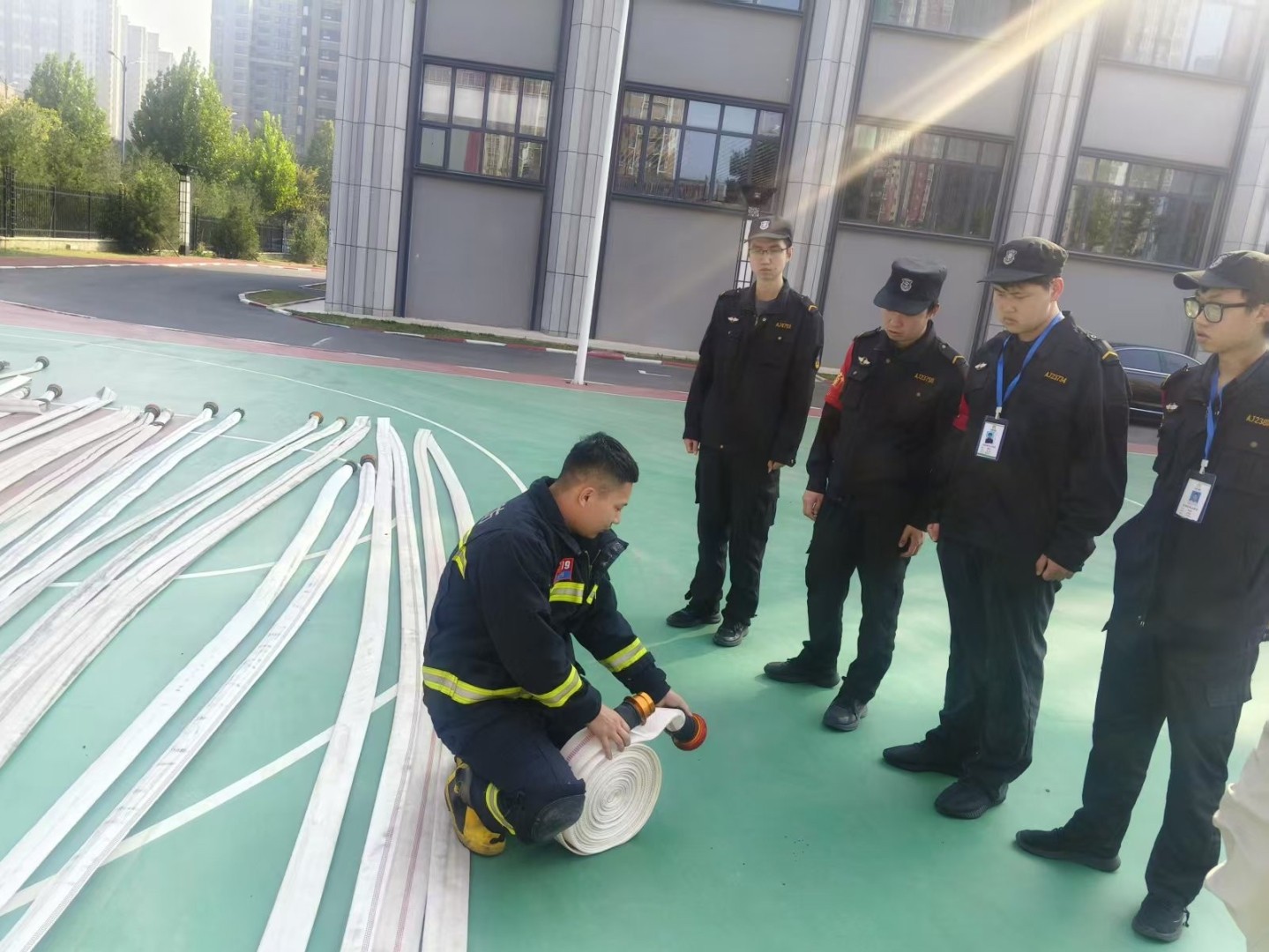 消防水带操作.jpg